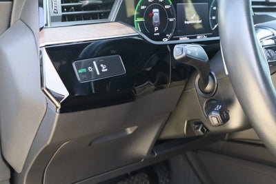 2022 Audi e-tron Premium Plus quattro