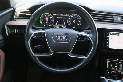 2022 Audi e-tron Premium Plus quattro