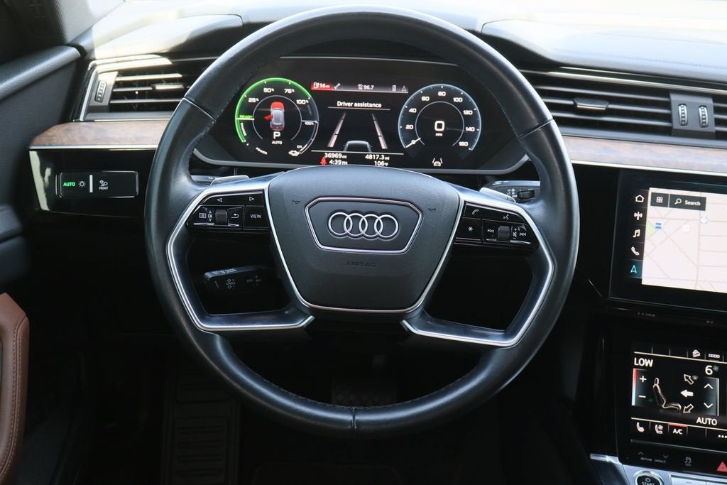 2022 Audi e-tron Premium Plus quattro