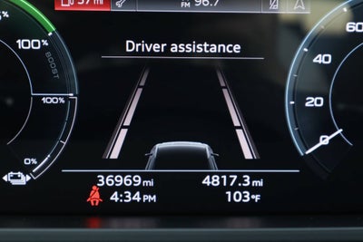 2022 Audi e-tron Premium Plus quattro