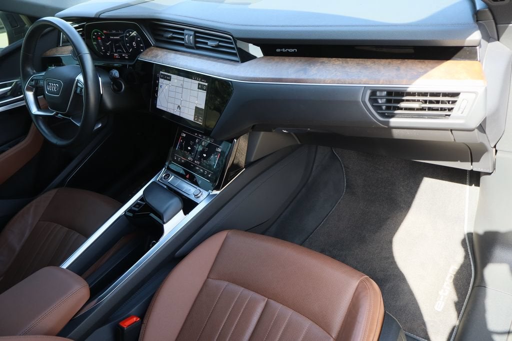 2022 Audi e-tron Premium Plus quattro