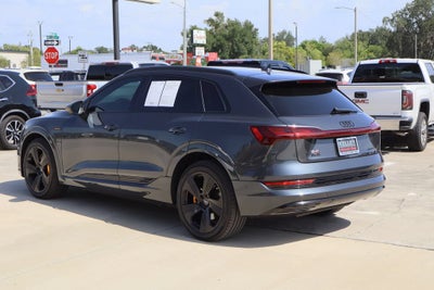 2022 Audi e-tron Premium Plus quattro