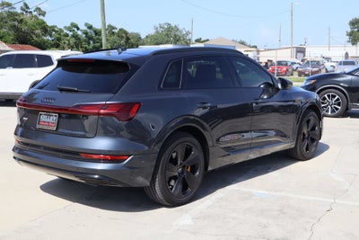 2022 Audi e-tron Premium Plus quattro